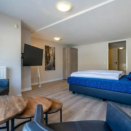 Kabbelaarsbank 2c - Port Marina Zélande Not Intended For Company Or Work-related